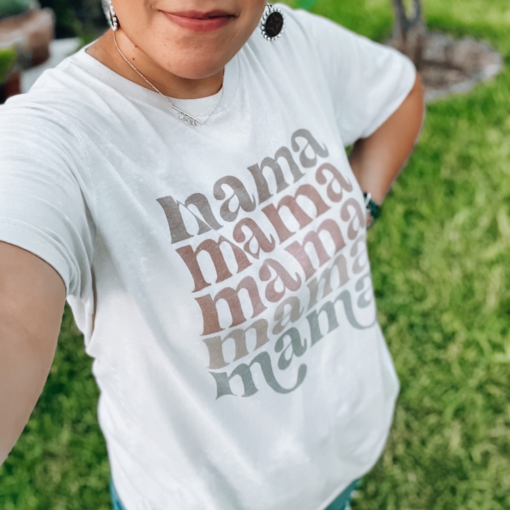 “High five mama tee” - Picture 1 of 4